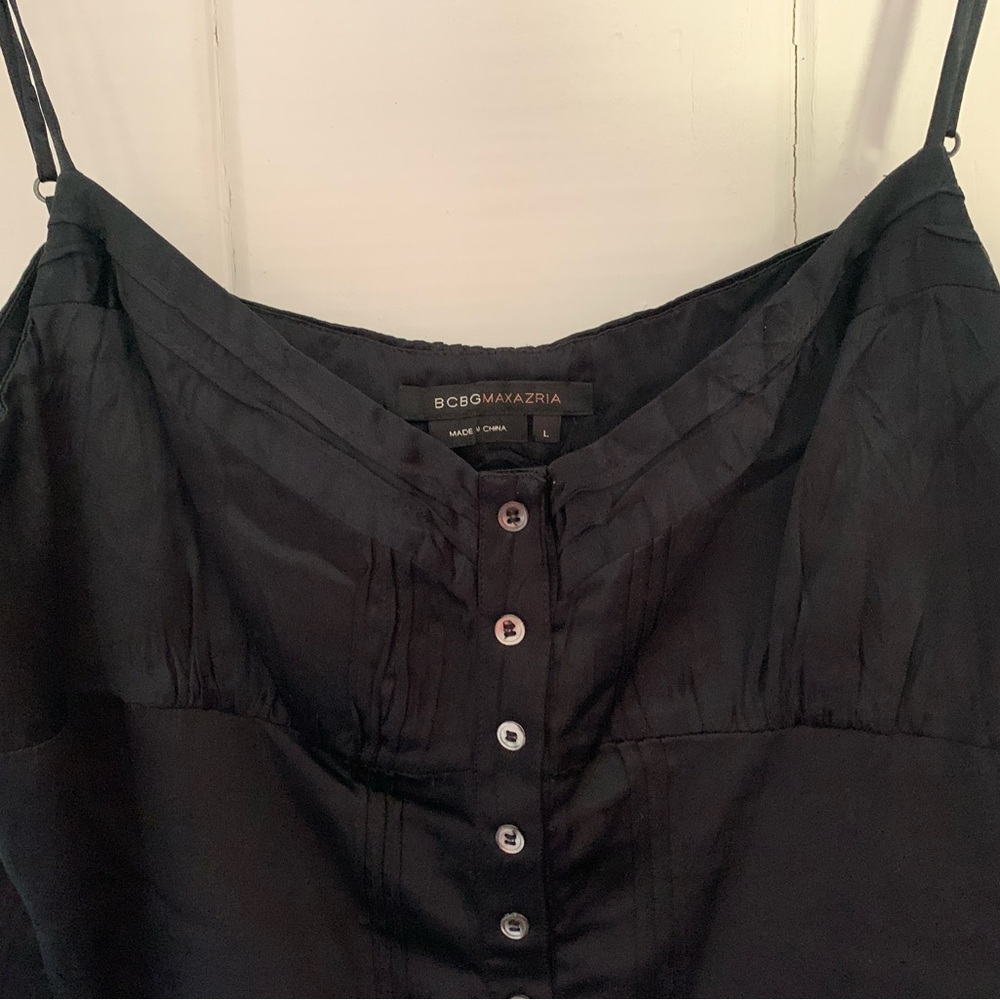 100% silk BCBG Max Azria Black Button-Front Sleeveless Blouse Camisole